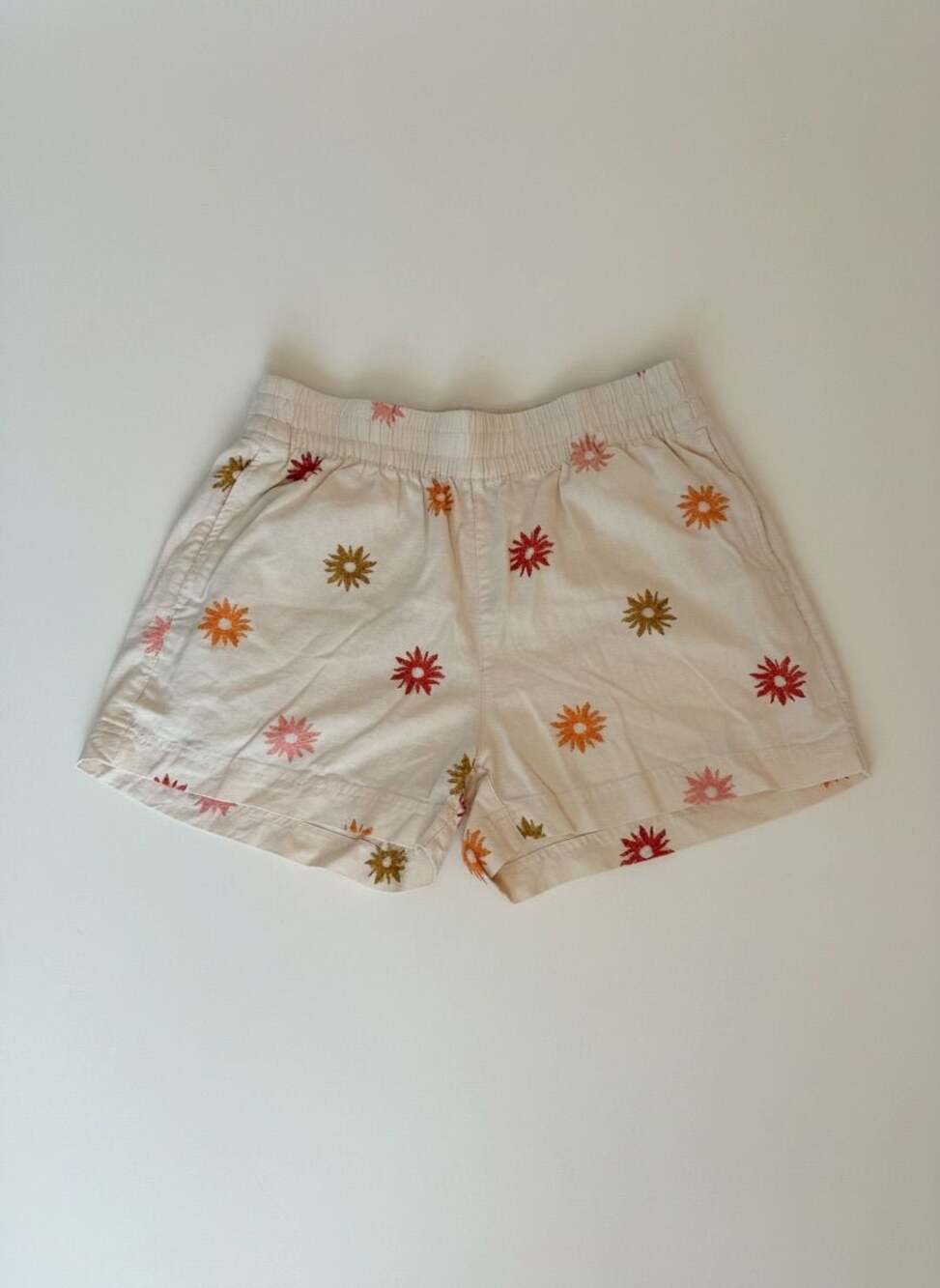 Old Navy Floral Embroidered Linen Blend Pull On Shorts Cottagecore Coastal